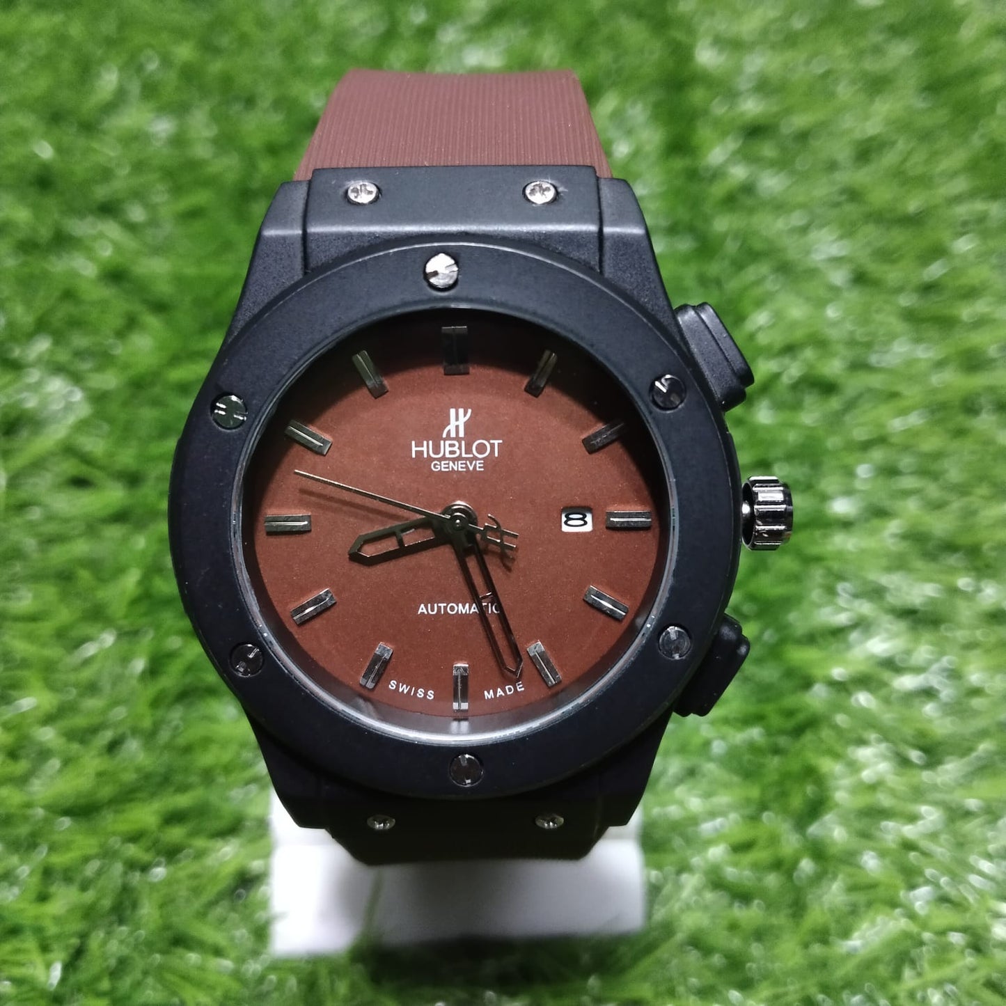 Hublot Watch Round Dial Silicone strap (BOX FREE + Surprise Gift)