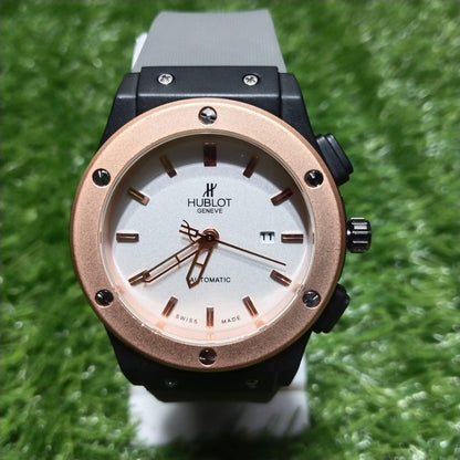 Hublot Watch Round Dial Silicone strap (BOX FREE + Surprise Gift)