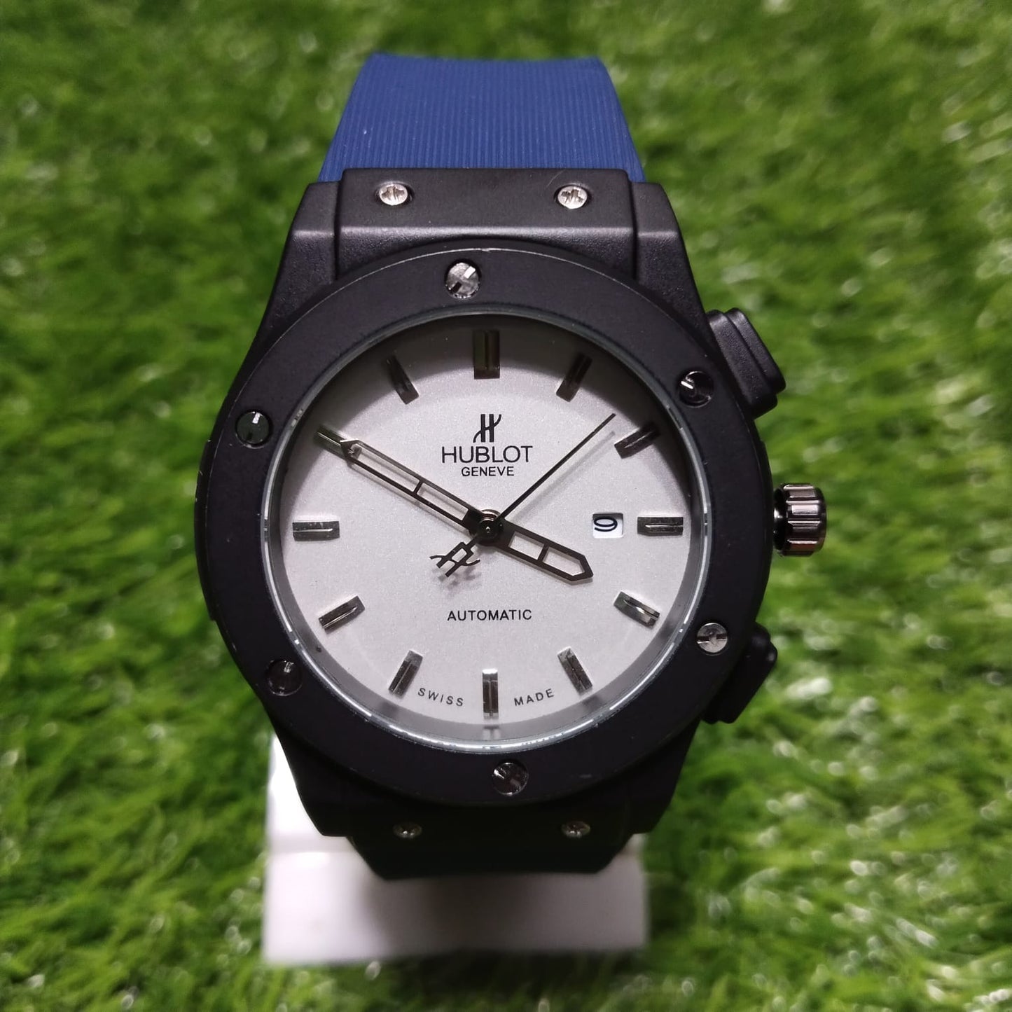 Hublot Watch Round Dial Silicone strap (BOX FREE + Surprise Gift)